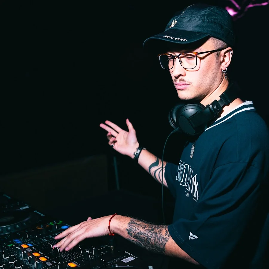 nomad-dj-cover
