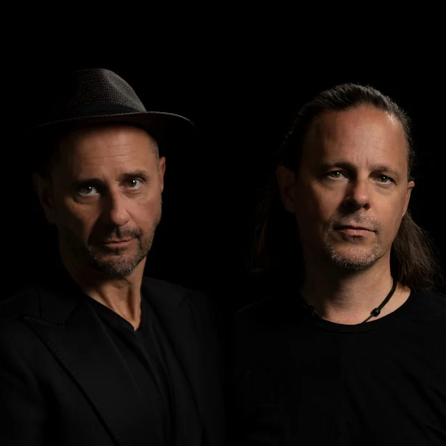 booka-shade-cover